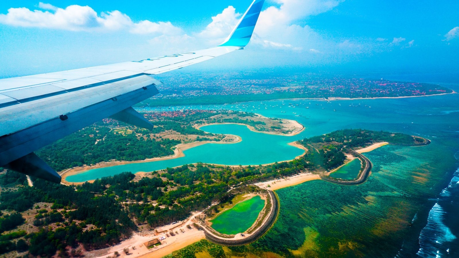 Vue aérienne de la côte ouest de Bali